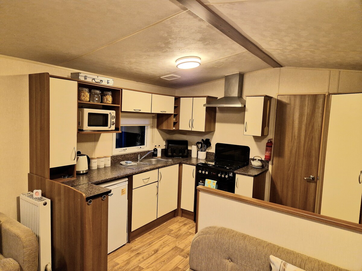 22795e1b-f504-4fb7-b5c3-49e9cc9c331d